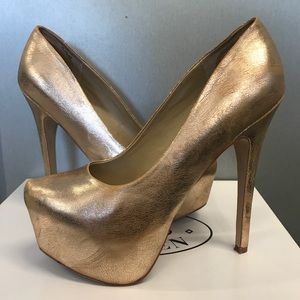 Steve Madden Dejavu Platform Heels